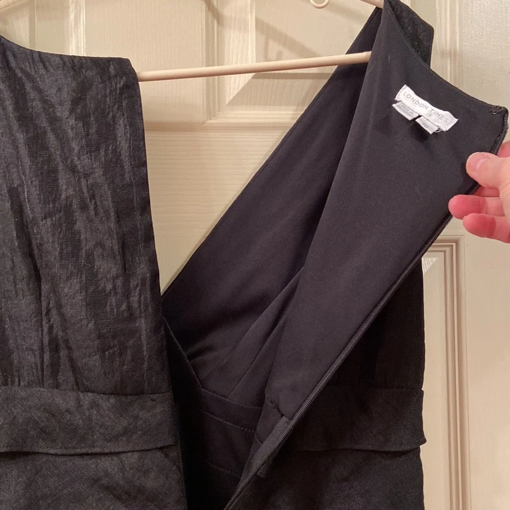 London Times Dress Black Sleeveless Layered Skirt V-Neck WM SZ 10 Gorgeous 🥰 - Picture 11 of 13